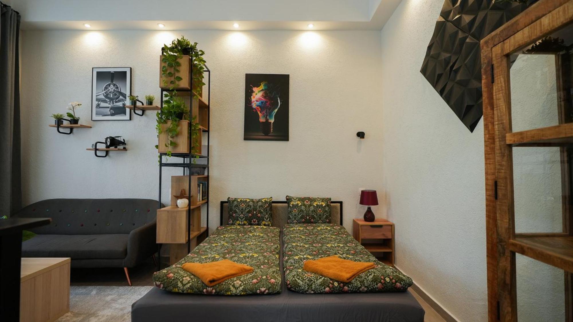 Apartament Instant Ruinbar Premium J *
